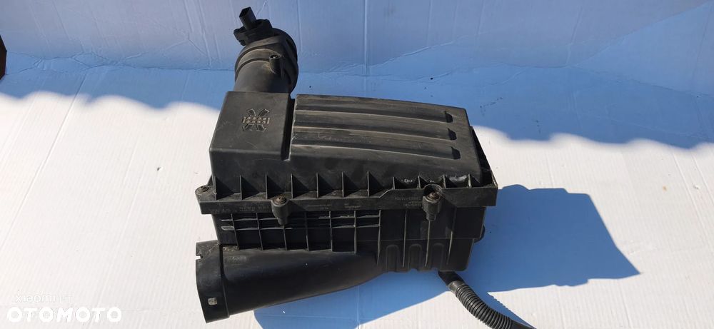 Obudowa filtra powietrza Touran 170km 2.0 TDI golf seat Tiguan passat CC skoda Audi - 1