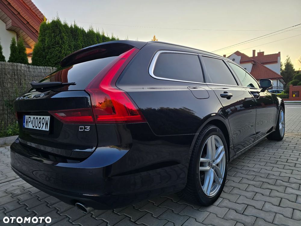Volvo V90 D3 Momentum Pro - 7