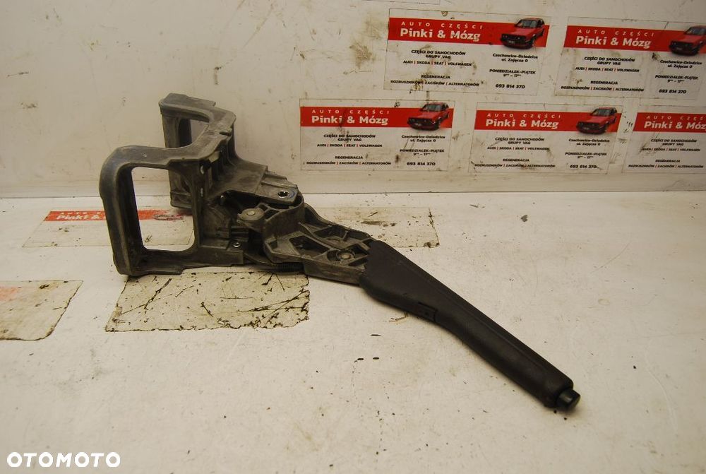 DŹWIGNIA HAMULCA RĘCZNEGO 1T1711303G VW TOURAN CROSS LIFT TOURAN I 1T1711303F/ 1T1711303E - 1