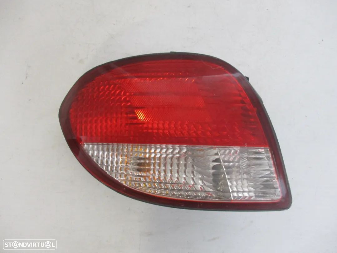 Farol Farolim traseiro Hyundai Coupe Esquerdo - 1