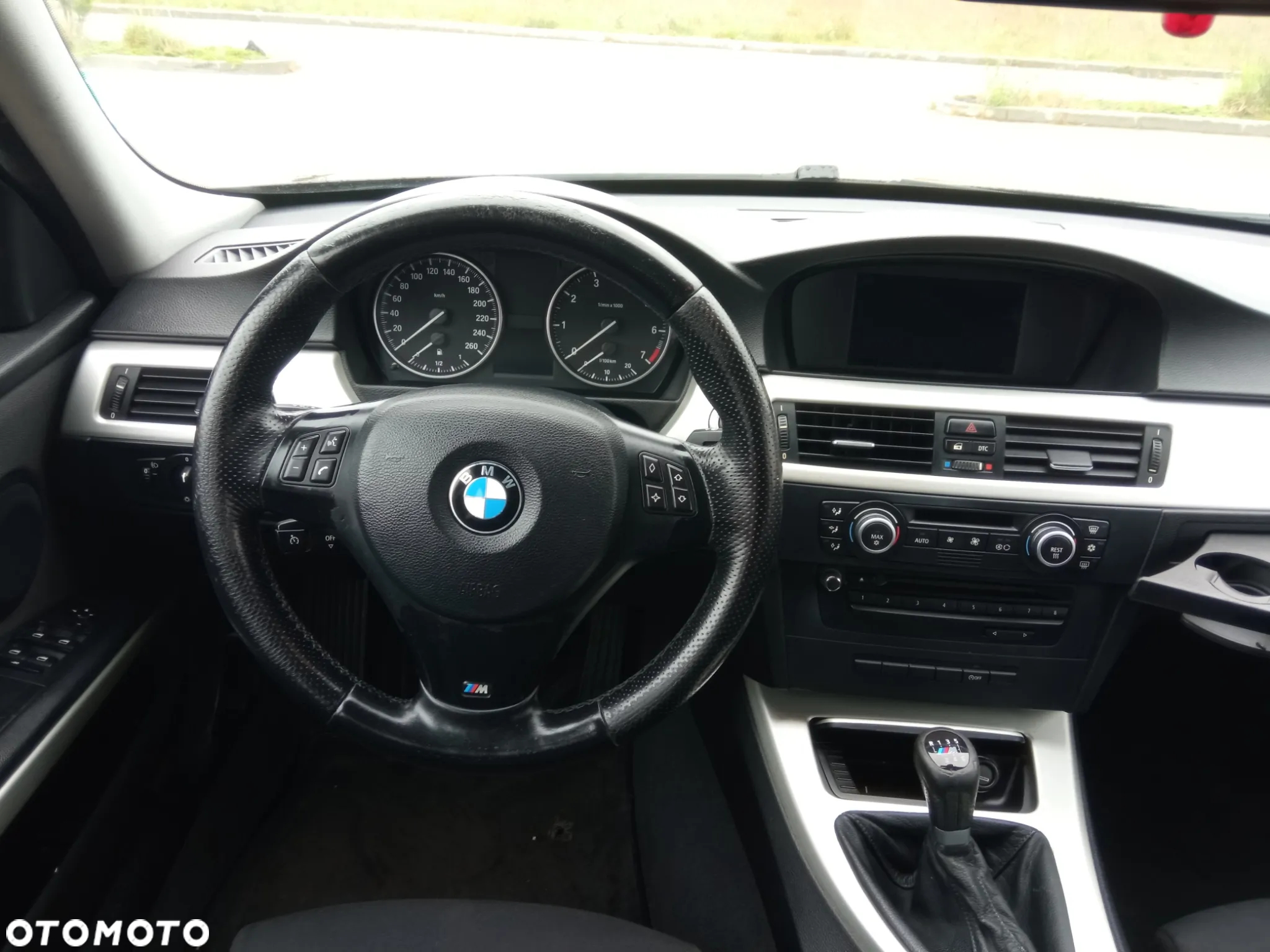 BMW Seria 3 318i Touring Edition Exclusive - 21