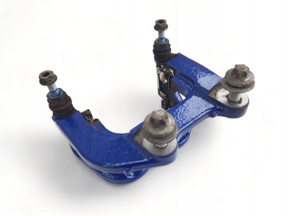 Jarzmo Mocowanie Zacisku Lewy Tył BMW M5 G30 F90 4.4 V8 - 7