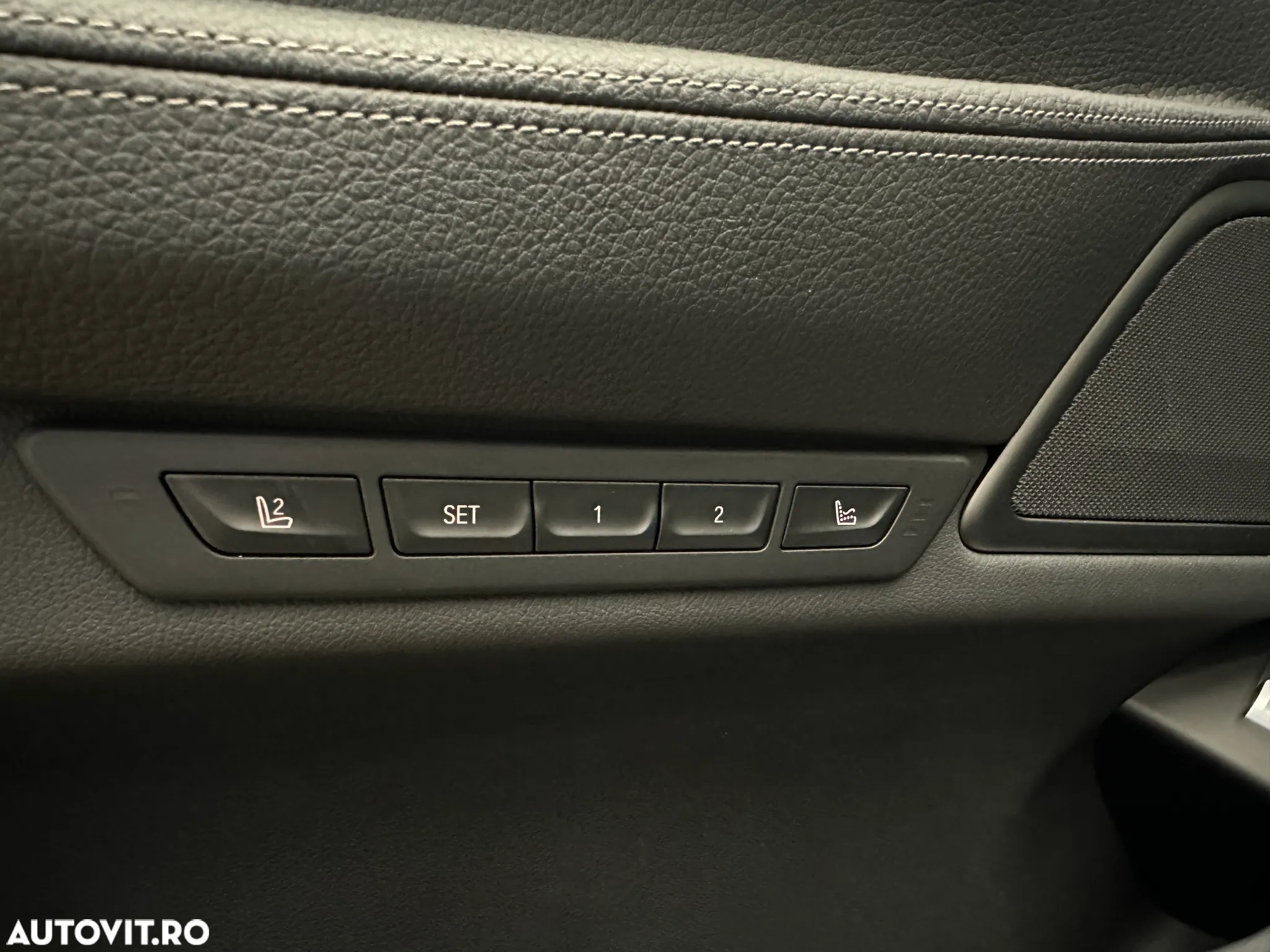 BMW Seria 7 740d xDrive - 14