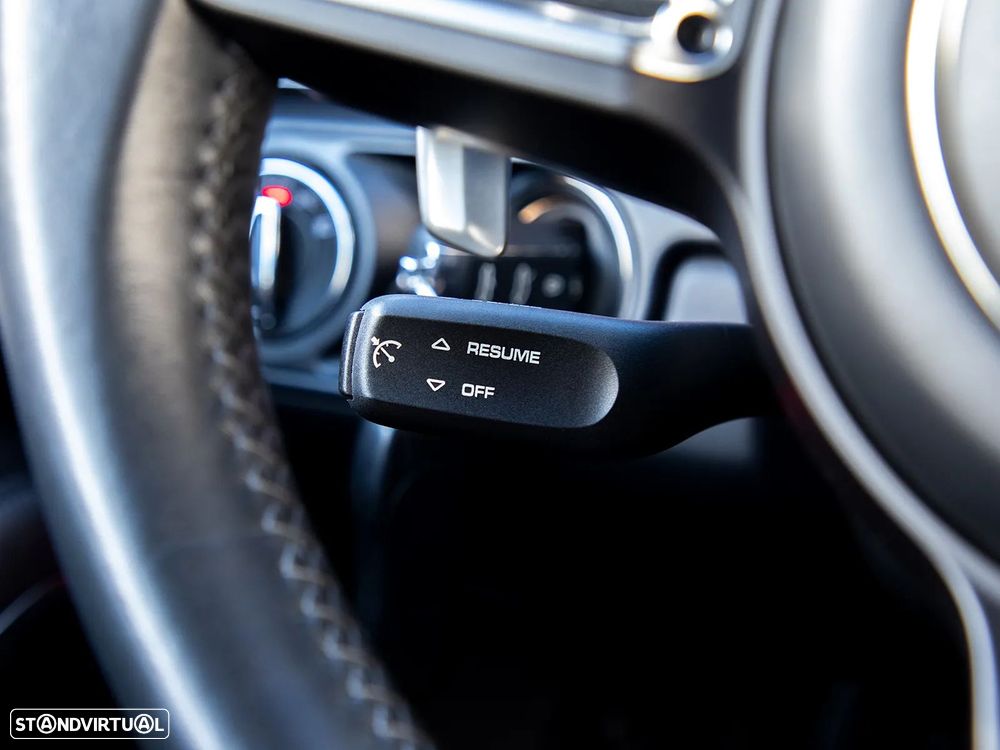 Porsche 911 (991) Carrera GTS PDK - 20