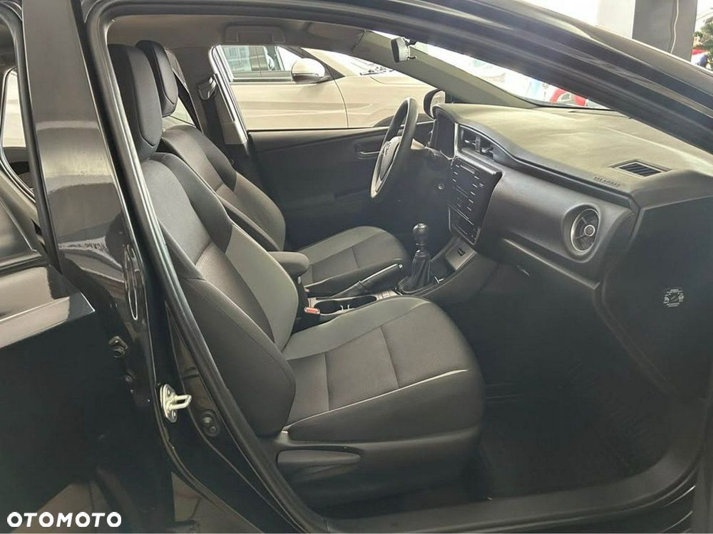 Toyota Auris 1.6 Comfort - 11