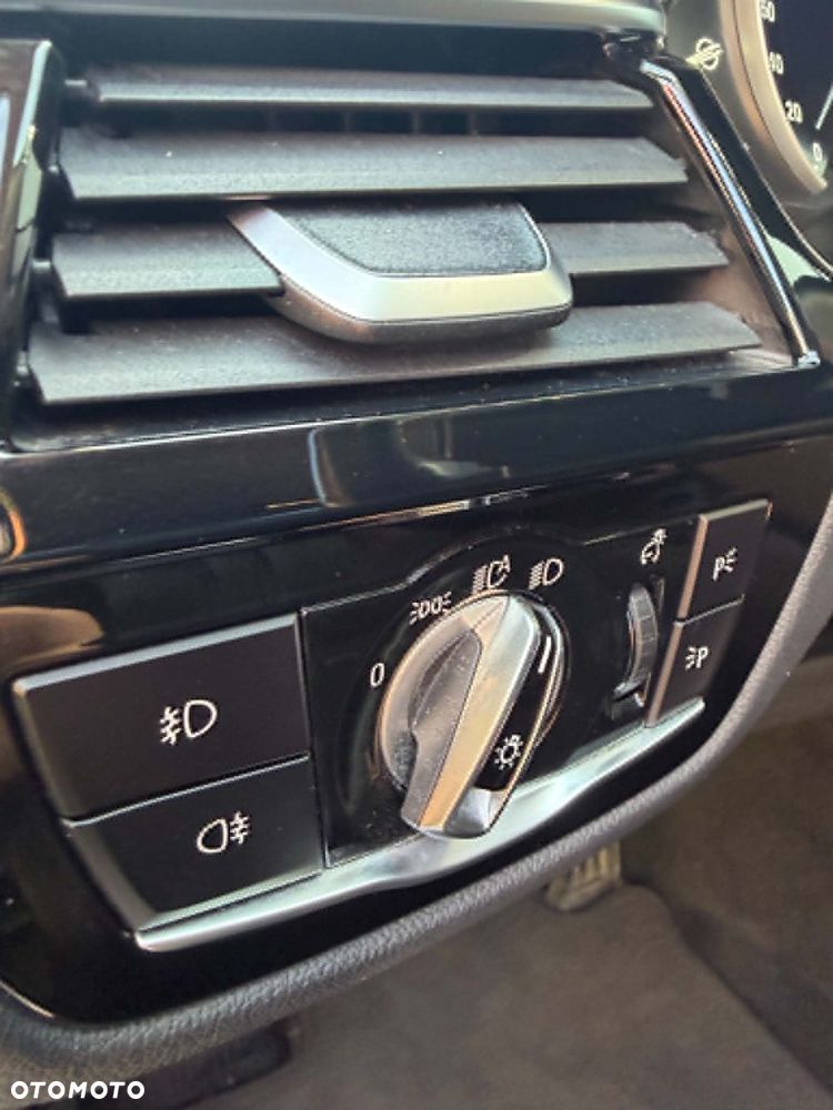 BMW Seria 5 520d - 7