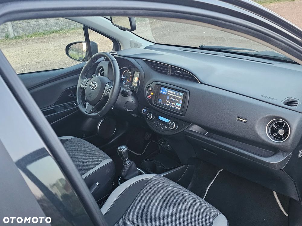 Toyota Yaris 1.5 20th Anniversary - 14
