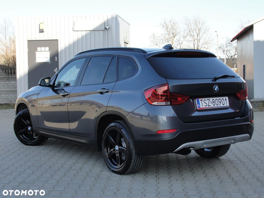 BMW X1 xDrive20d Sport Line - 4