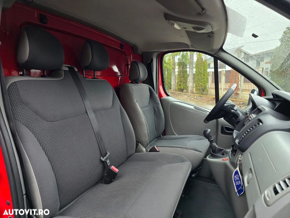 Opel Vivaro - 19