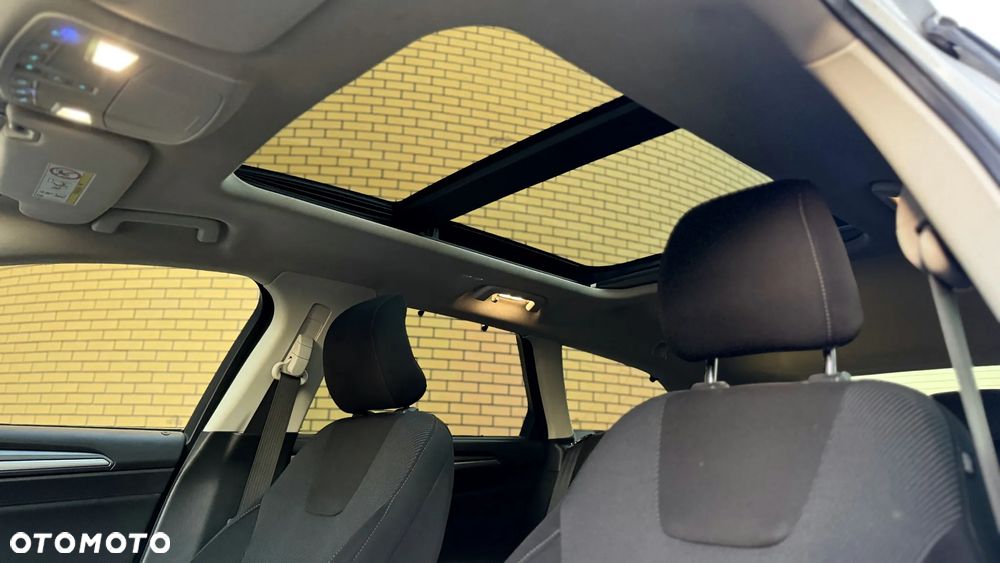 Ford Mondeo 2.0 TDCi Start-Stopp Titanium - 26