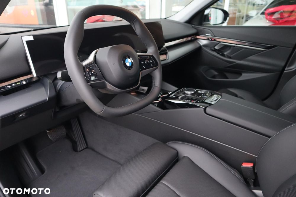 BMW Seria 5 - 10