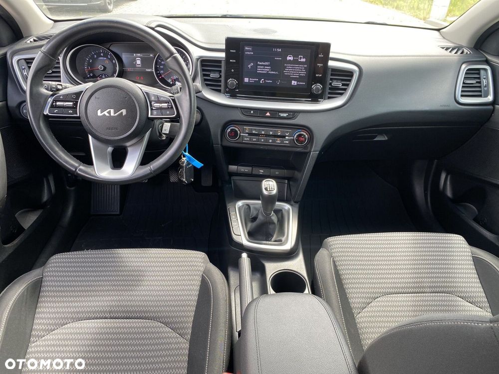 Kia XCeed - 12