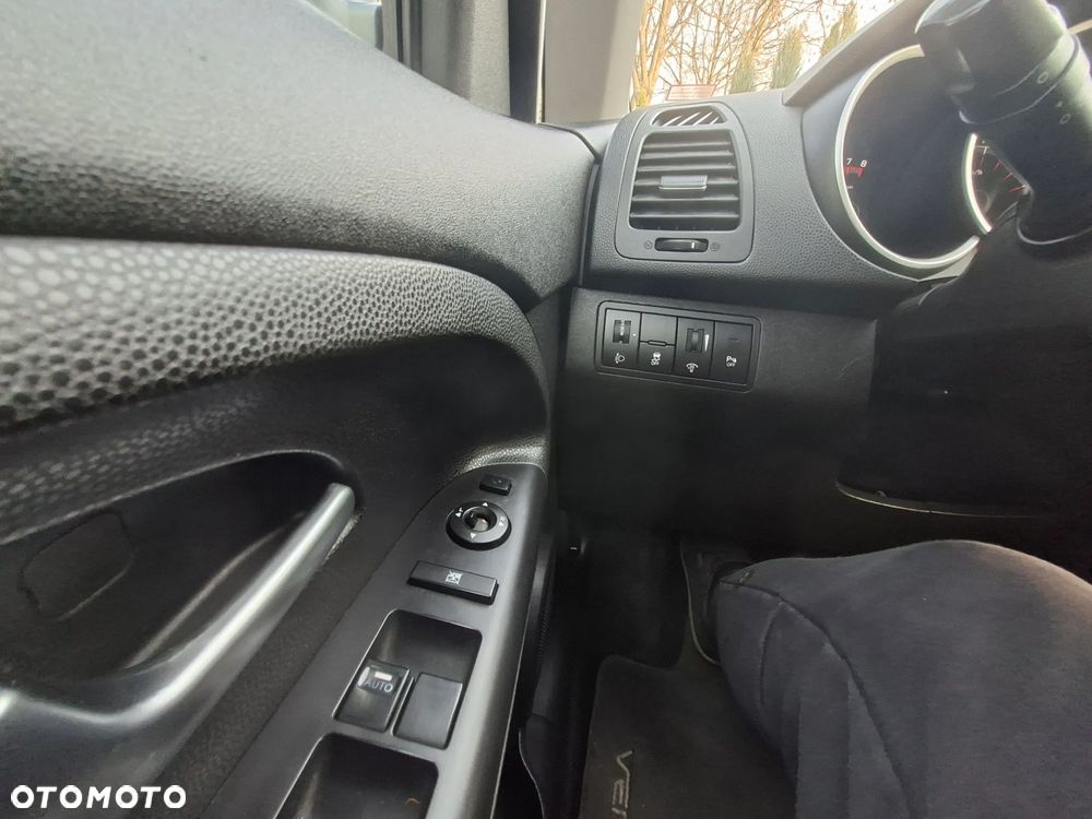 Kia Venga 1.6 CVVT Mind - 13