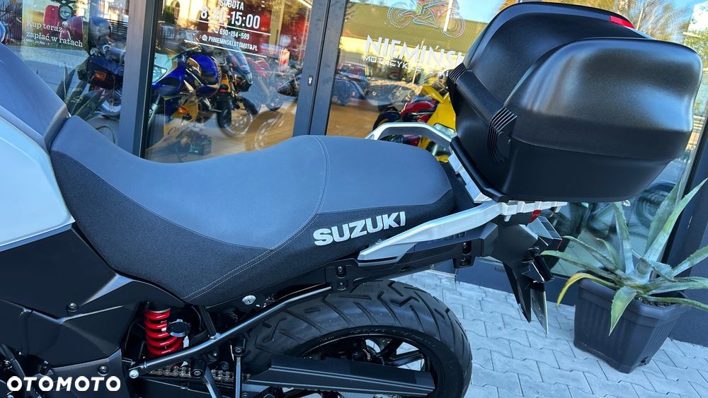Suzuki DL - 27