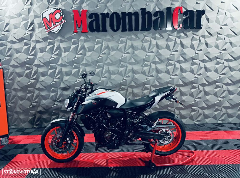 Yamaha MT-07 - 19