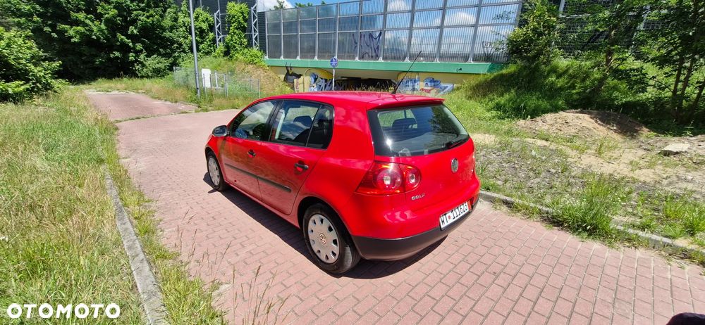 Volkswagen Golf 1.6 Trendline - 4