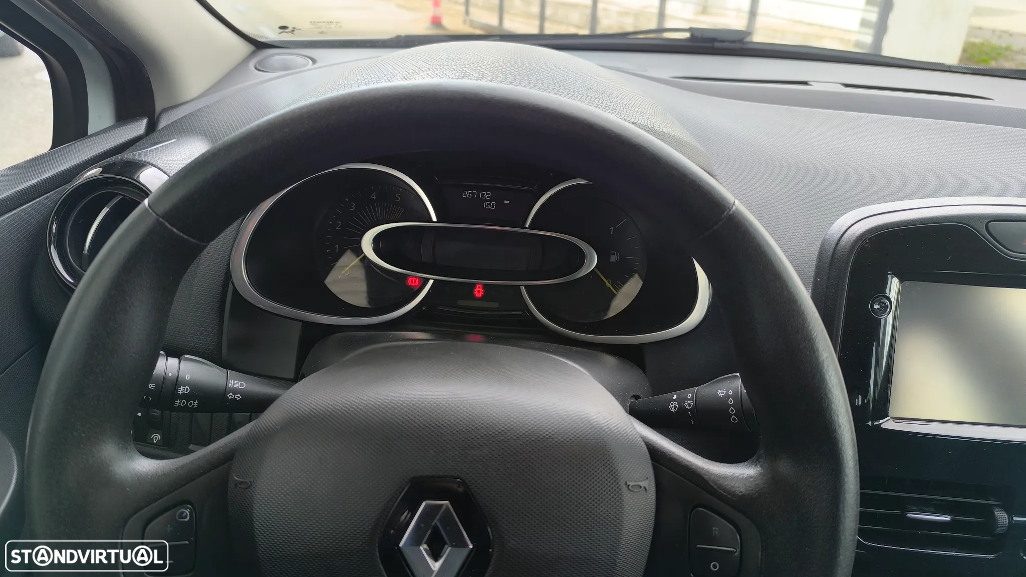 Renault Clio Sport Tourer 1.5 dCi Dynamique S - 18