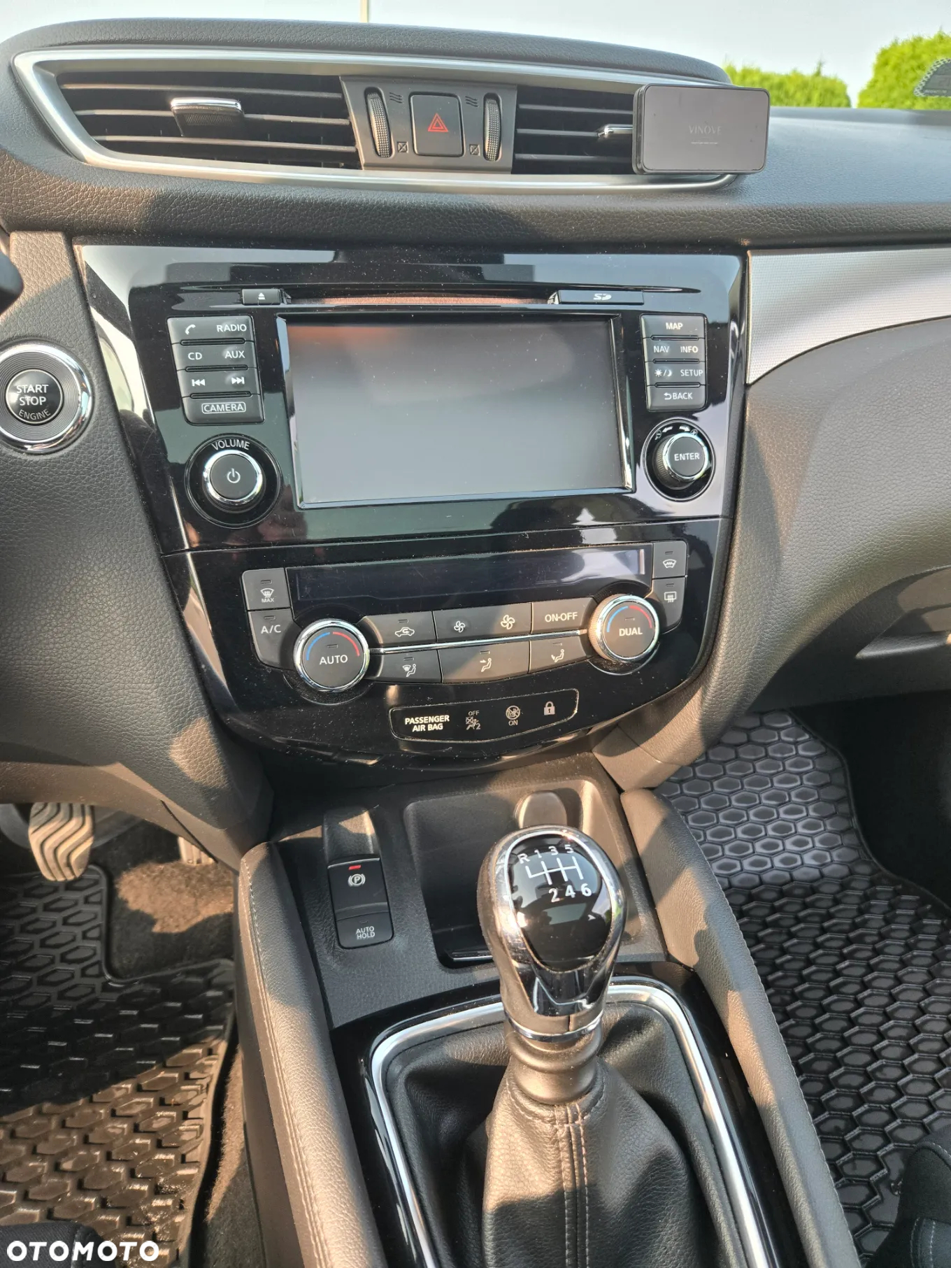 Nissan Qashqai 1.6 DIG-T N-Connecta - 9