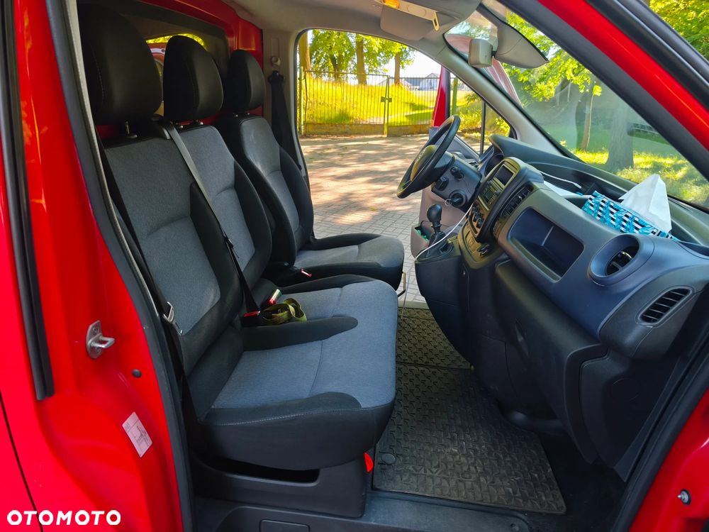 Opel Vivaro - 12