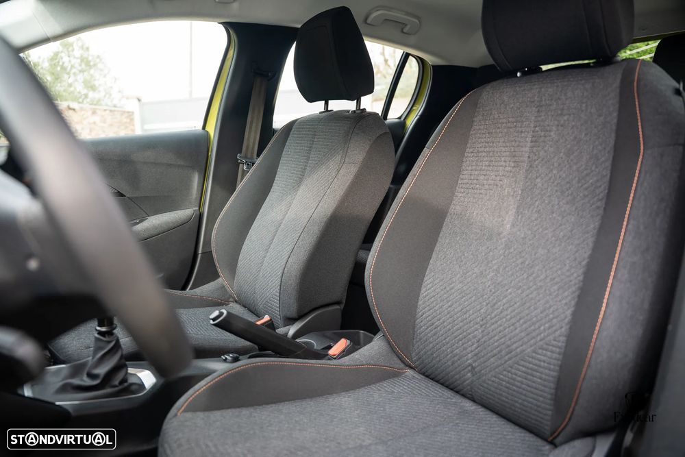 Peugeot 208 1.2 PureTech Style - 18