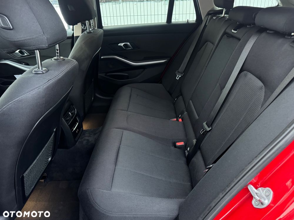 BMW Seria 3 320d Advantage - 19