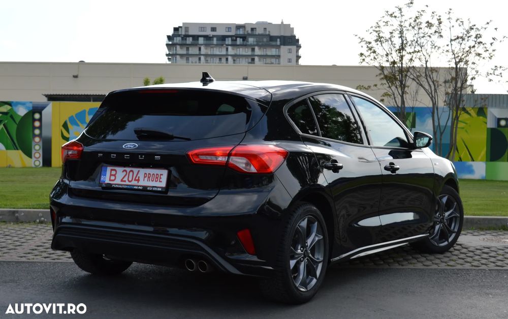 Ford Focus 1.0 EcoBoost Hybrid ST-LINE X - 3