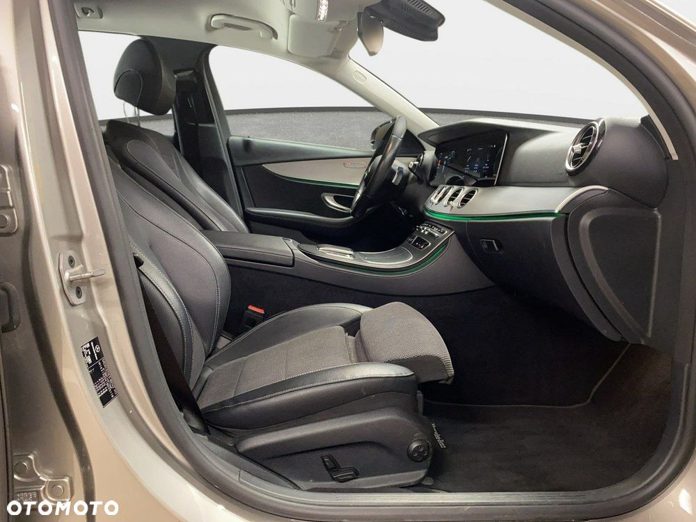 Mercedes-Benz Klasa E - 13