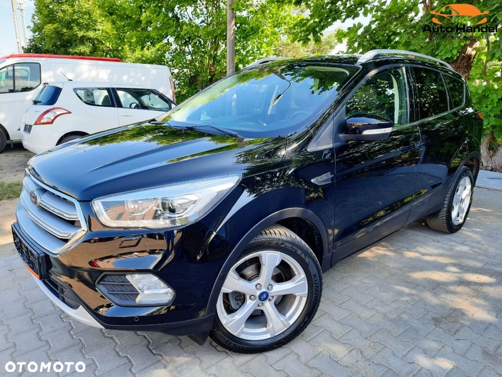 Ford Kuga 1.5 EcoBoost 2x4 Titanium - 3