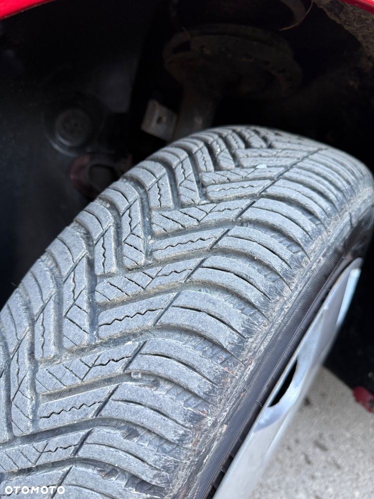 Renault Clio 1.2 16V Authentique - 16