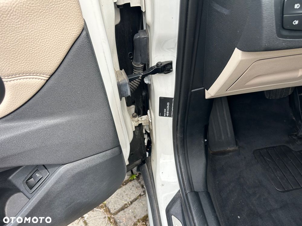 BMW X1 xDrive25d xLine - 13