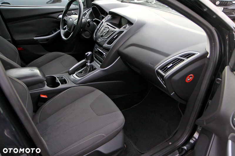 Ford Focus 1.6 TDCi DPF Trend - 8