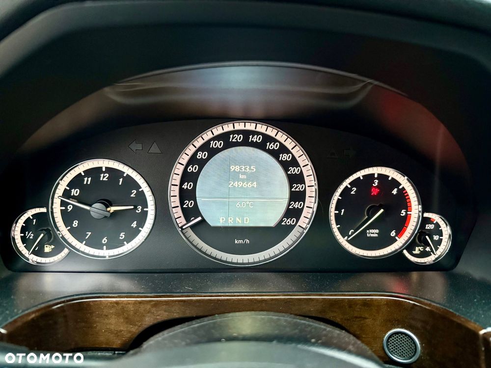 Mercedes-Benz Klasa E 200 CDI DPF BlueEFFICIENCY Automatik Avantgarde - 19