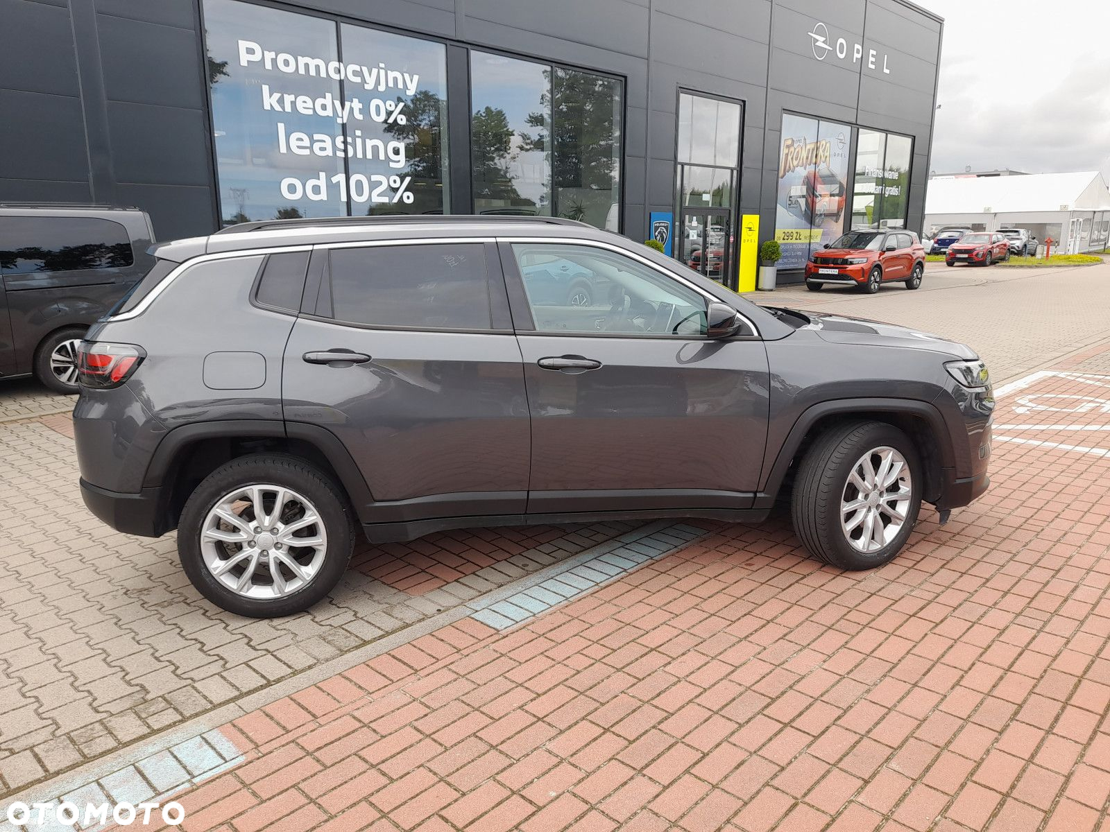 Jeep Compass - 4