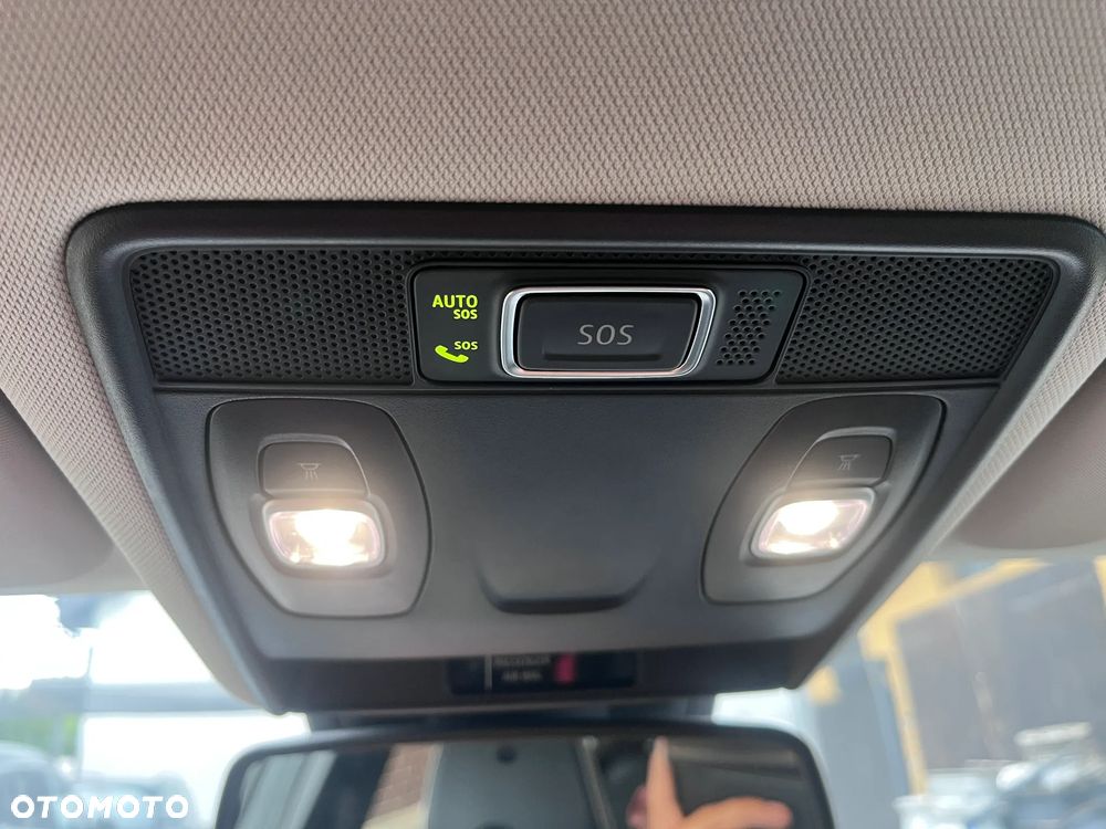 Renault Captur TCe 100 INTENS - 38