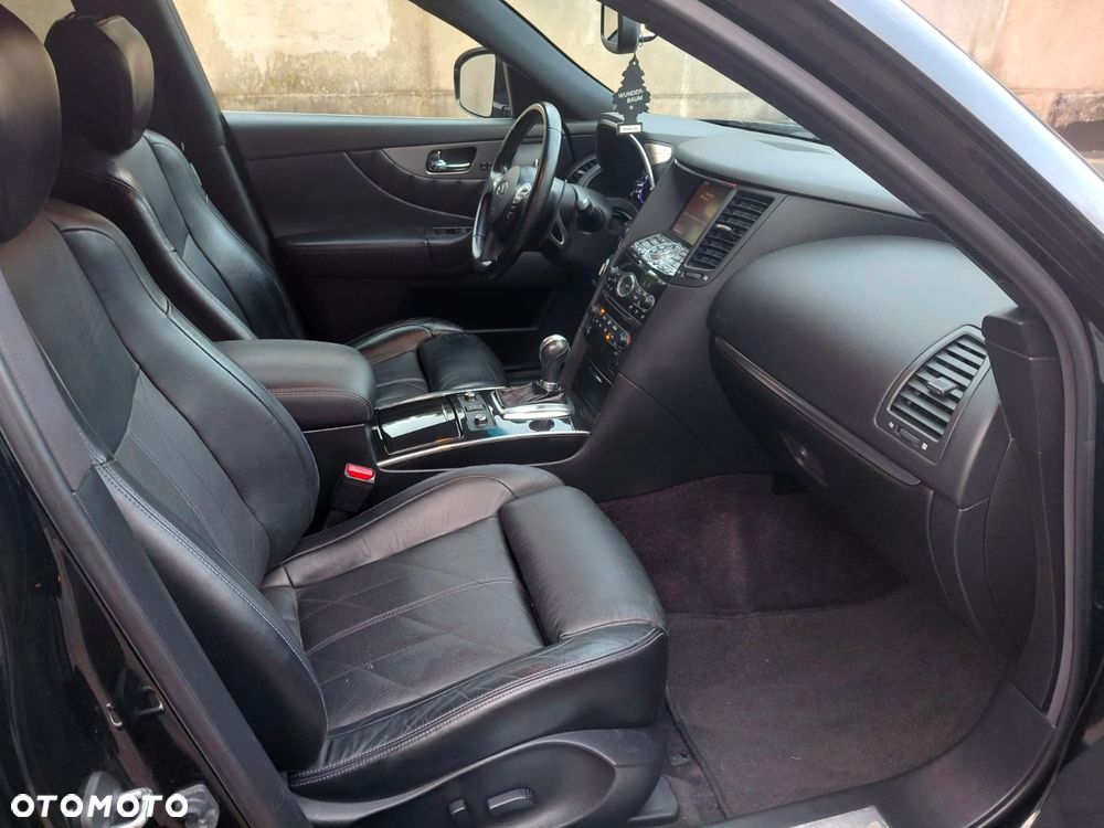 Infiniti QX70 3.7 S Premium - 17