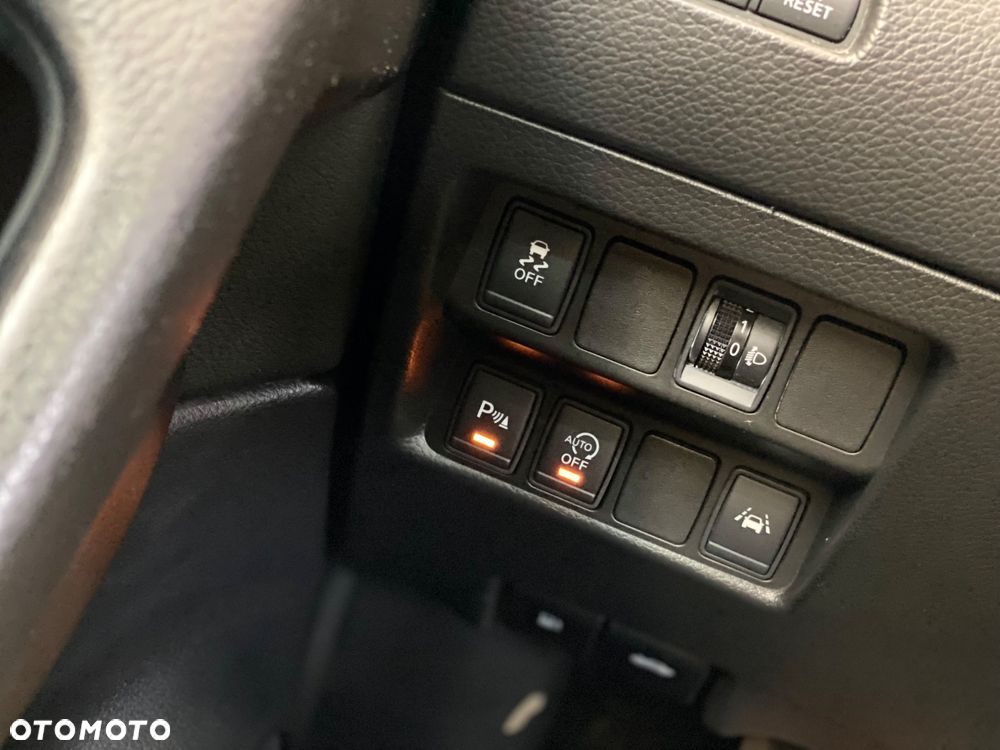 Nissan Qashqai 1.5 dCi Tekna - 23