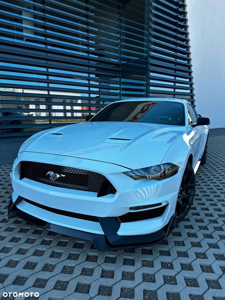 Ford Mustang - 17
