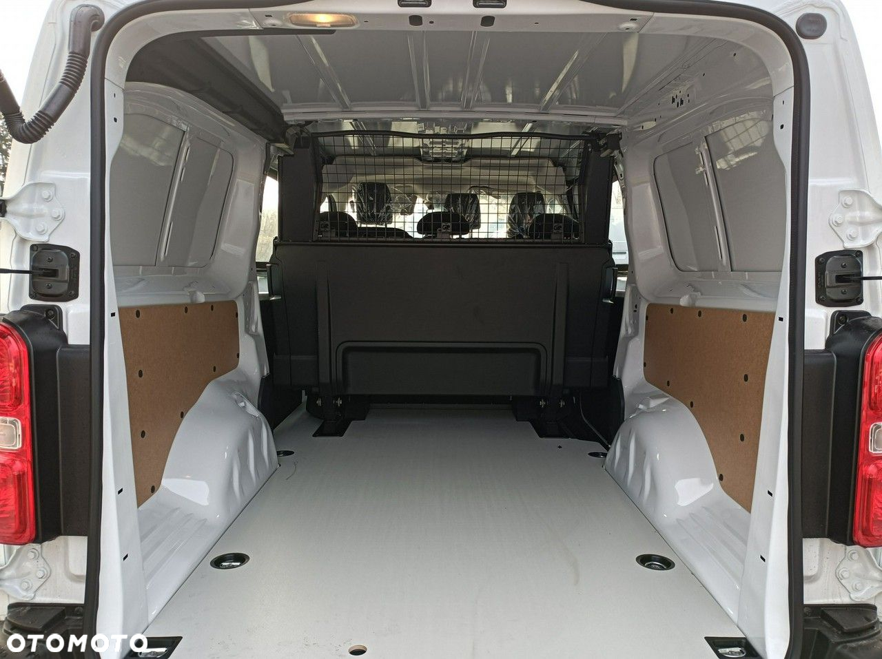 Opel Vivaro - 2