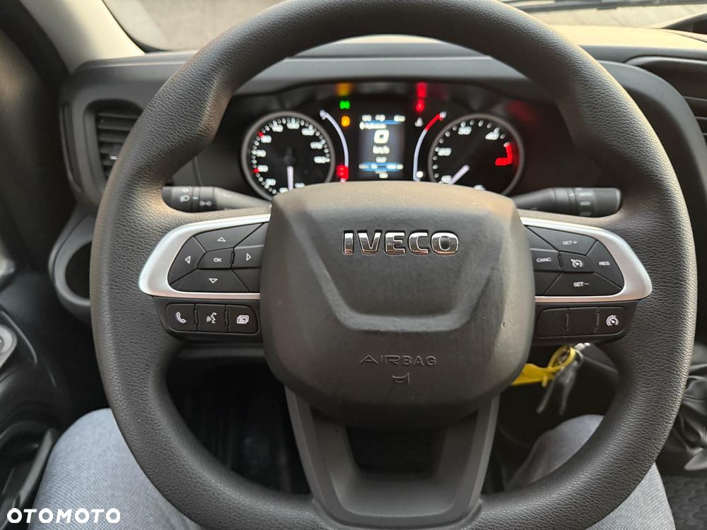 Iveco Daily 50/35C180, 3.0 180KM, HiMatic, Do zabudowy, DMC 3500kg - 13