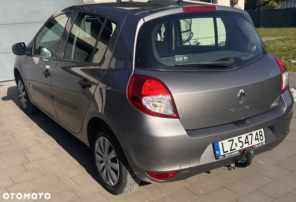 Renault Clio - 5