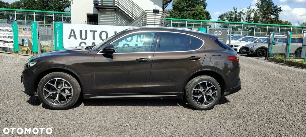 Alfa Romeo Stelvio 2.0 Turbo Estrema Q4 - 7