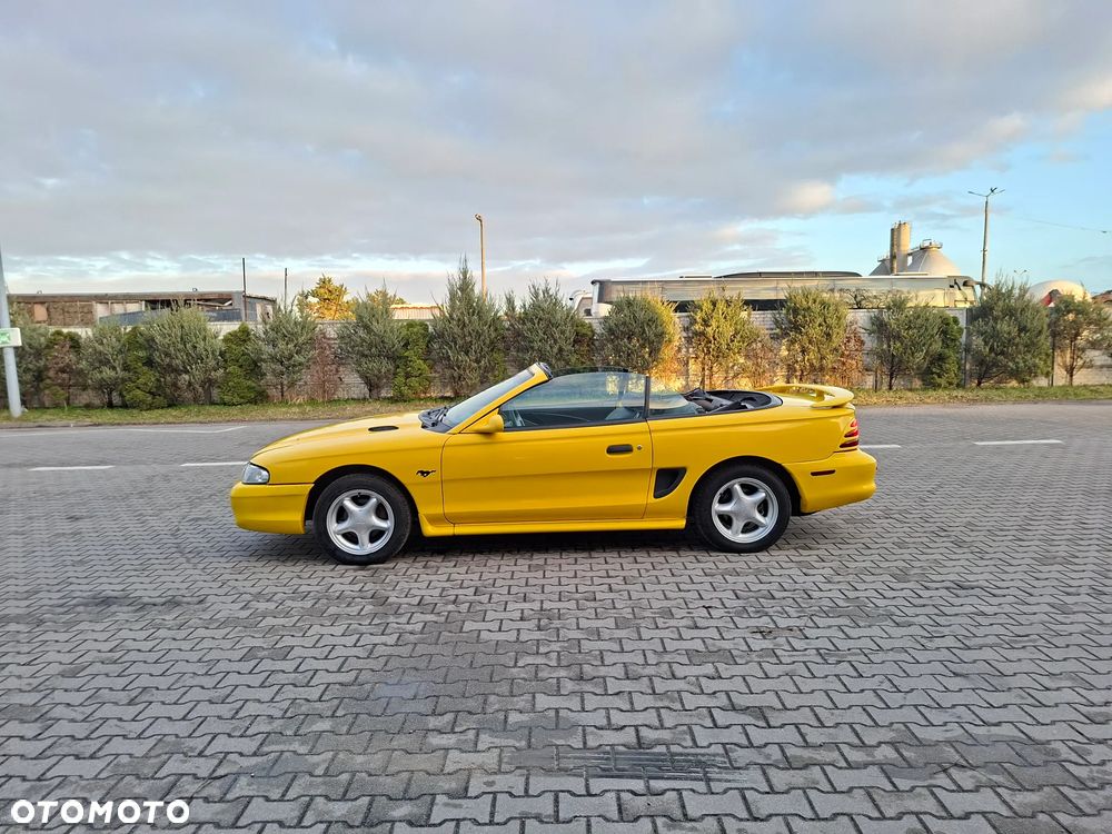 Ford Mustang - 10