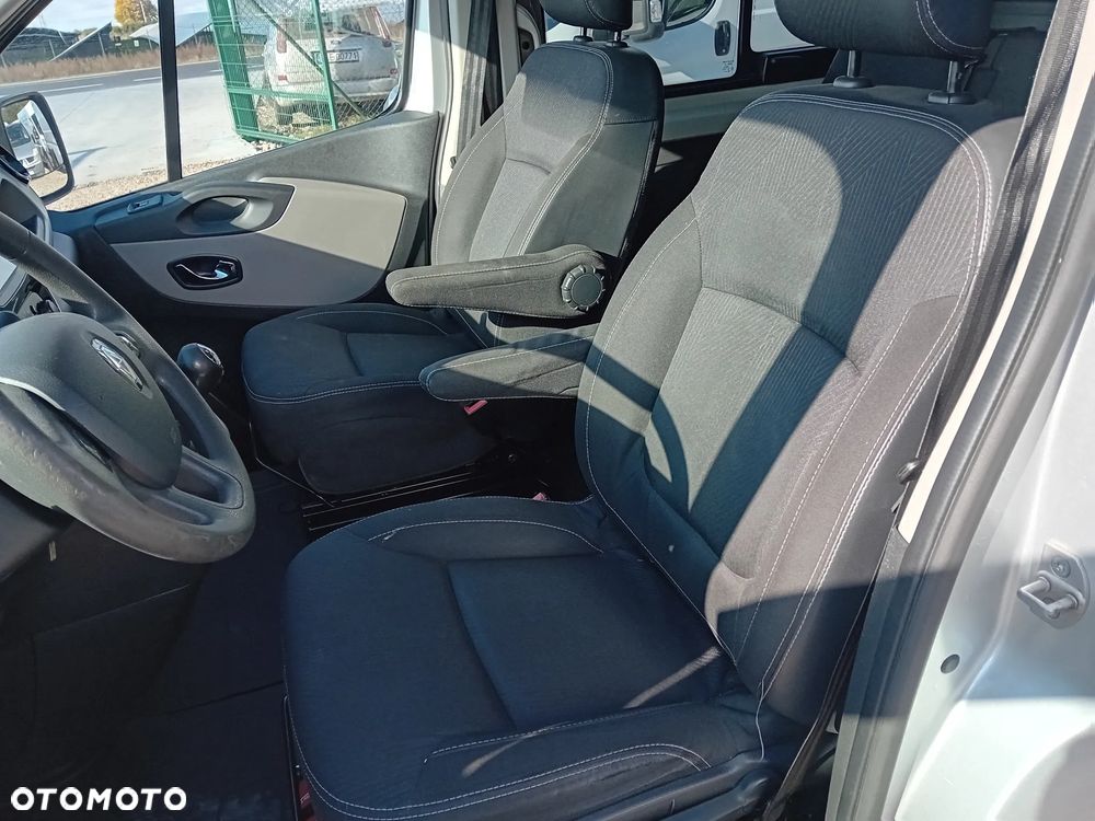 Renault Trafic Brygadówka - 16