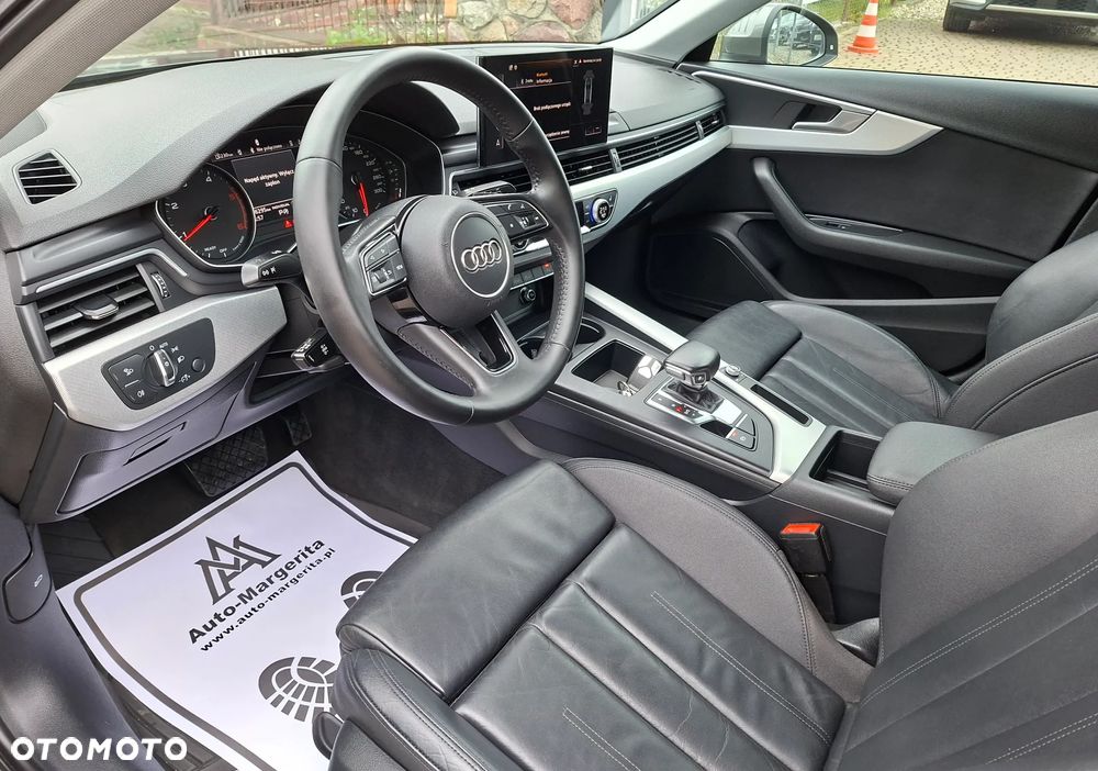 Audi A4 Limousine - 14