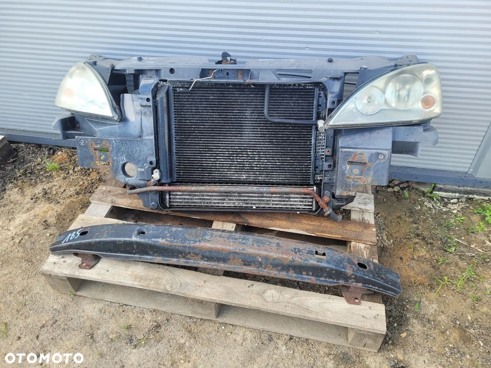 Ford Galaxy MK1 lift 2002r 1.9 TDI Pas przedni lampy chlodnica - 5