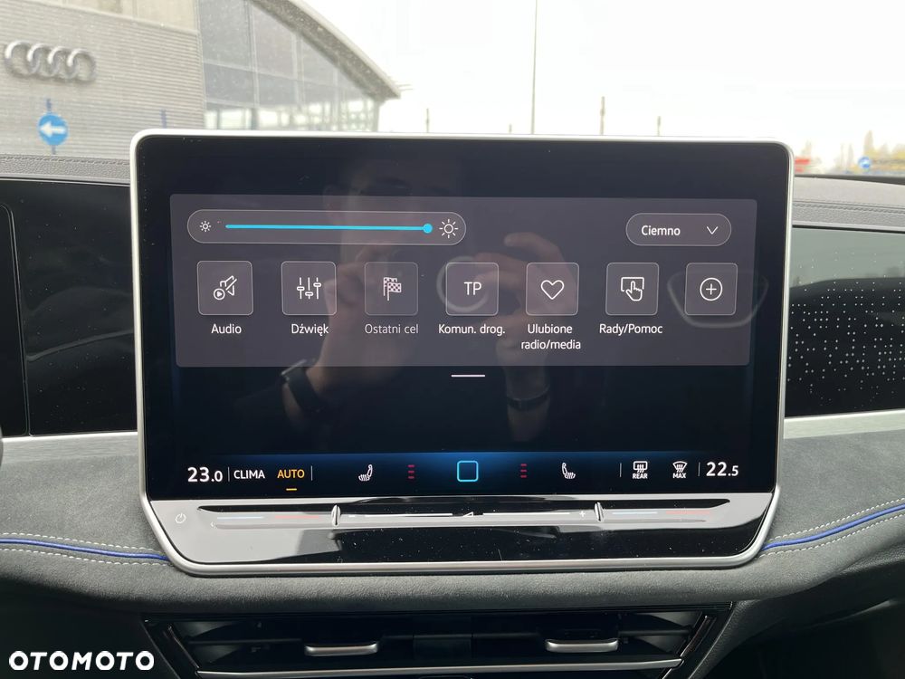 Volkswagen Passat - 10