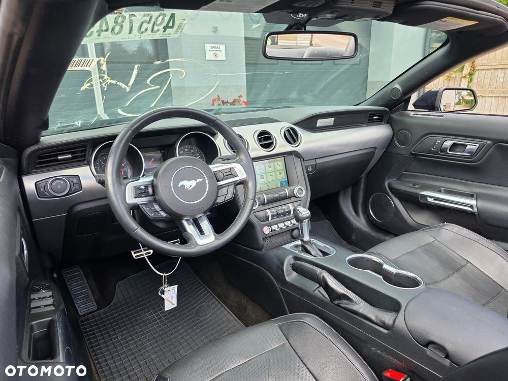 Ford Mustang Cabrio 2.3 Eco Boost - 40