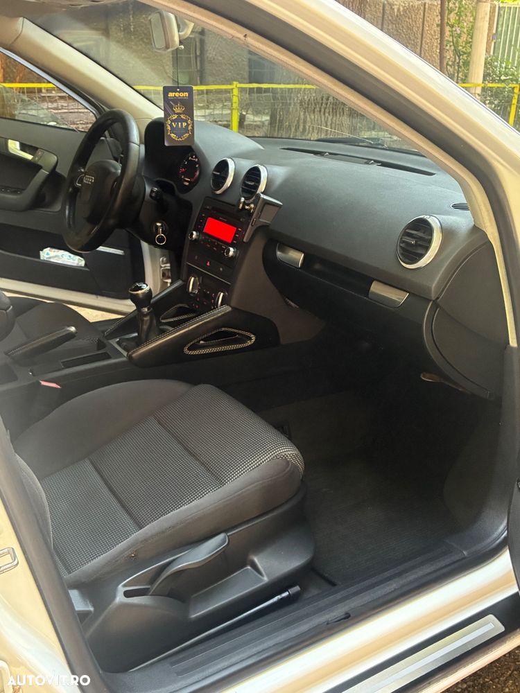 Audi A3 1.6 MPI Ambition - 4