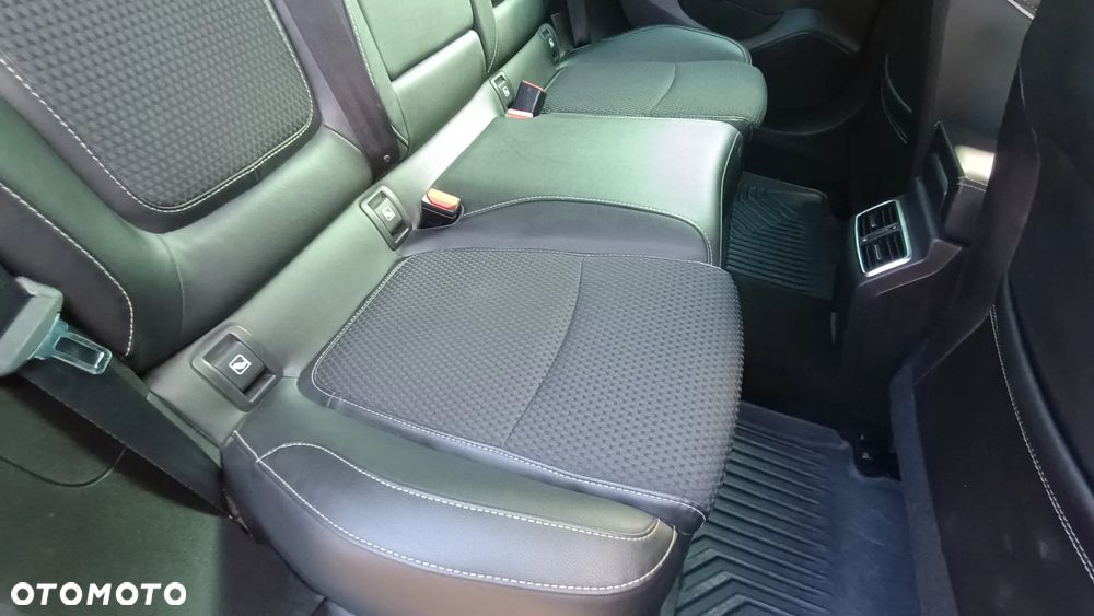 Renault Megane ENERGY dCi 130 Start & Stop Bose Edition - 15