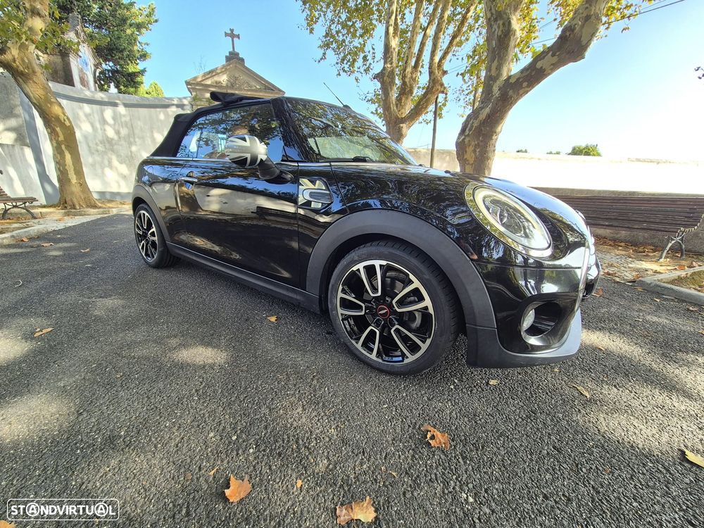 MINI Cabrio Cooper Auto. Essential - 4